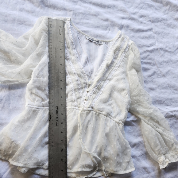 Abercrombie & Fitch Elegant White Women's Top - Picture 6 of 7